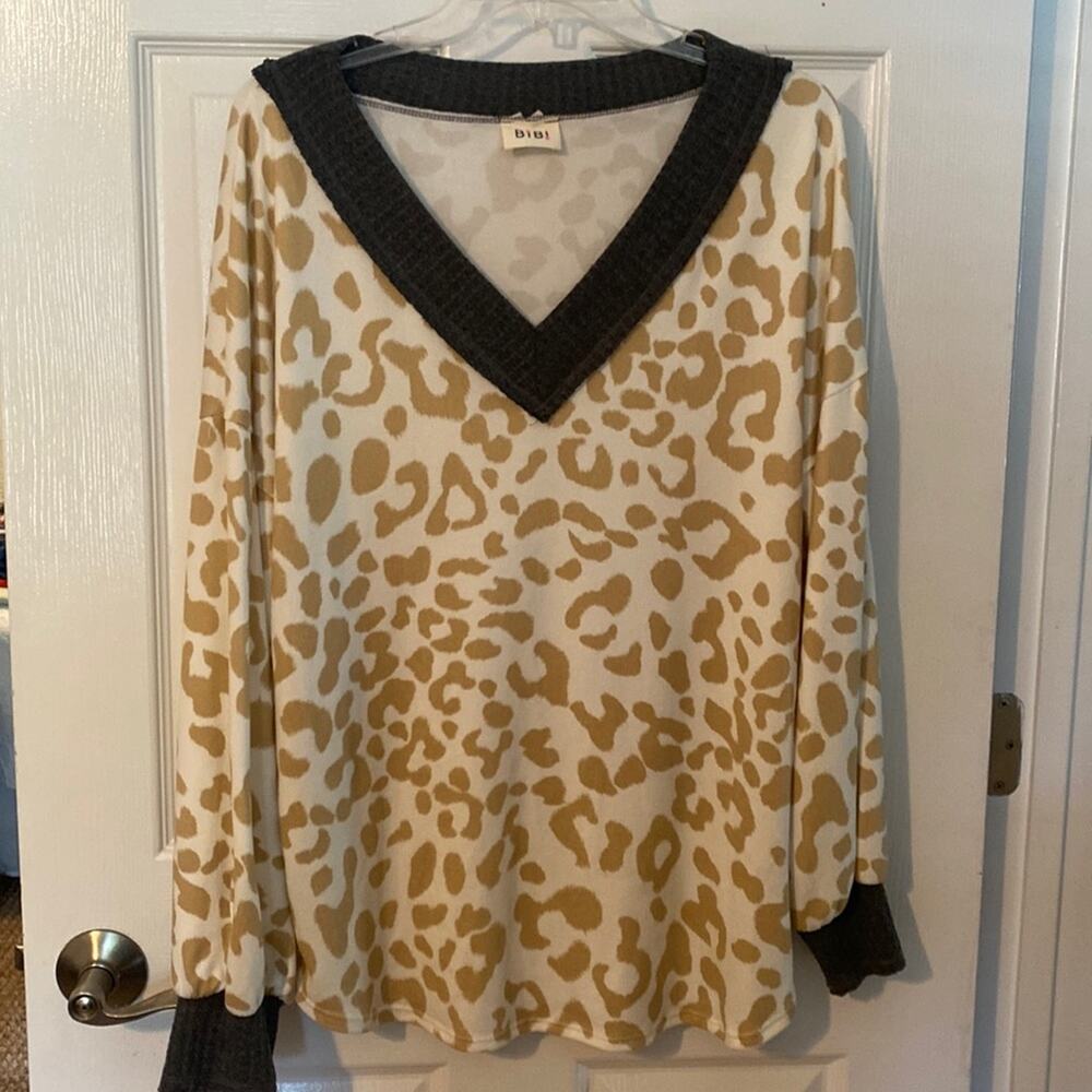 BIBI Lightweight Sweater